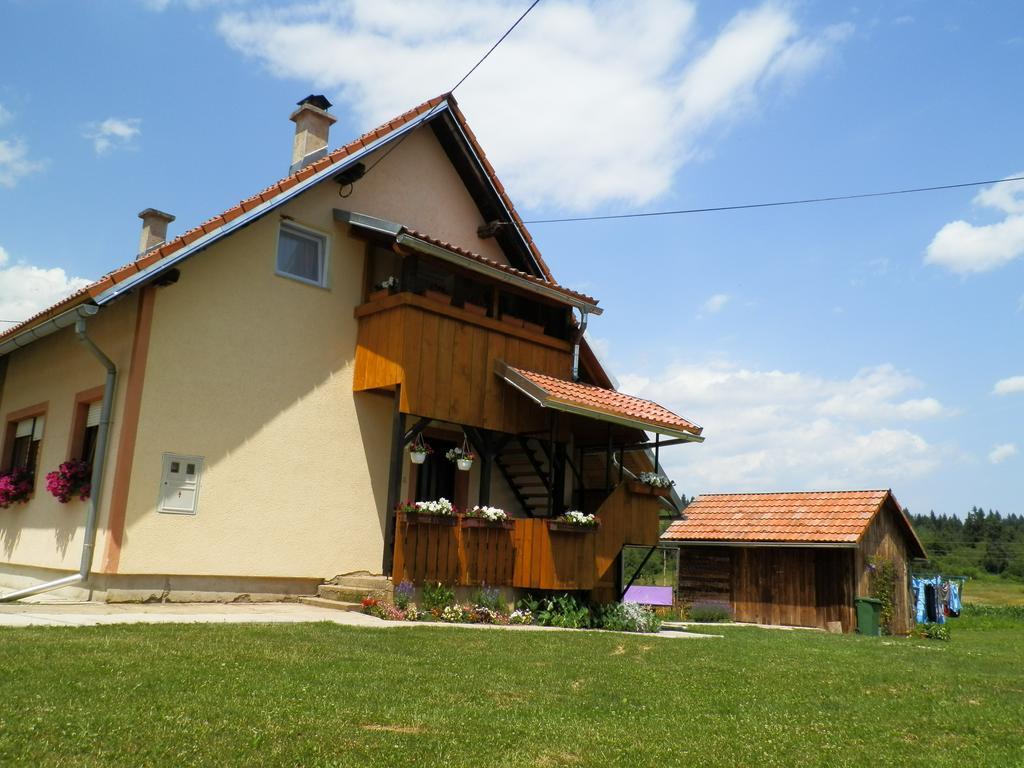 Apartment Lug Saborsko Luaran gambar